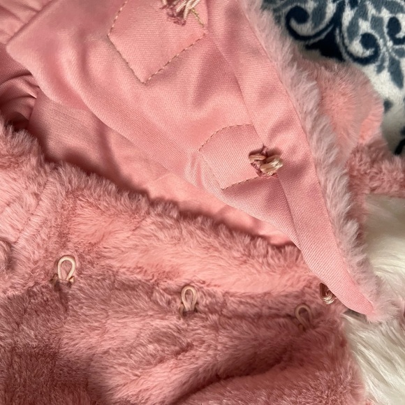 Little Lass 12 month Baby Girl Ight Pink and White Hooded Dressy Vest ECU - Picture 4 of 12